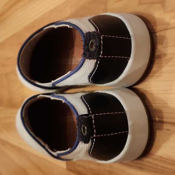 Kodiak Blairmore slip-on canvas sneakers - Picture 4 of 5